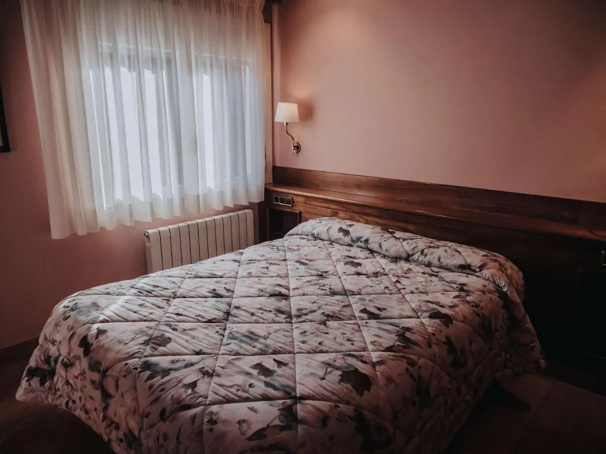 Vendégház Hostal Les Fonts Castellar de N'Hug