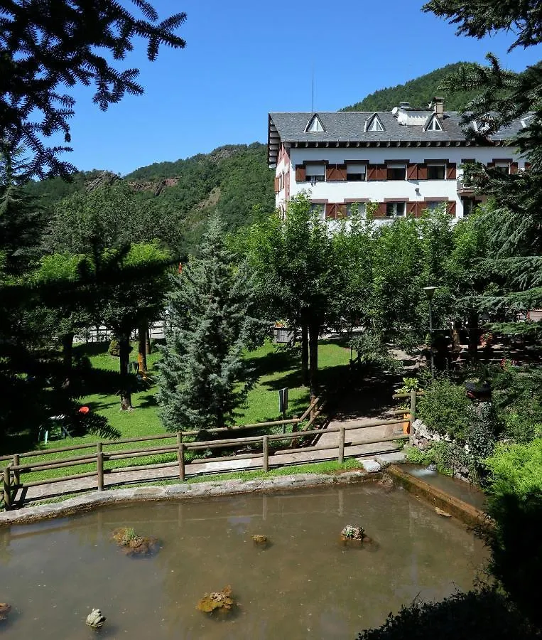 Hostal Les Fonts Castellar de N'Hug Vendégház